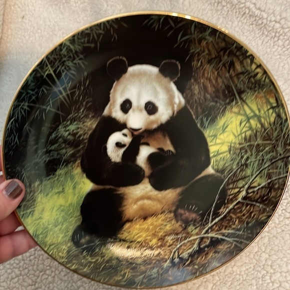 The Panda Will Nelson Vintage Last of Their Kind: The Endangered Species Plate - Picture 2 of 16